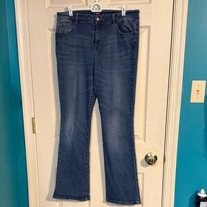 d. jeans Women's Boot Cut Jeans in Deep Blue